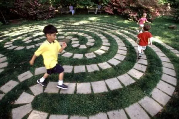 Gardens for Kids: Get creative with pavers to encourage exercise, play and exploration outdoors. Pavers can be used for maths, games, chalk drawing and many ideas. 